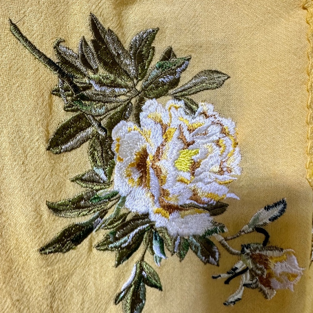 Floral Embrodiered Boho Flowy Yellow Top - Picture 12 of 13